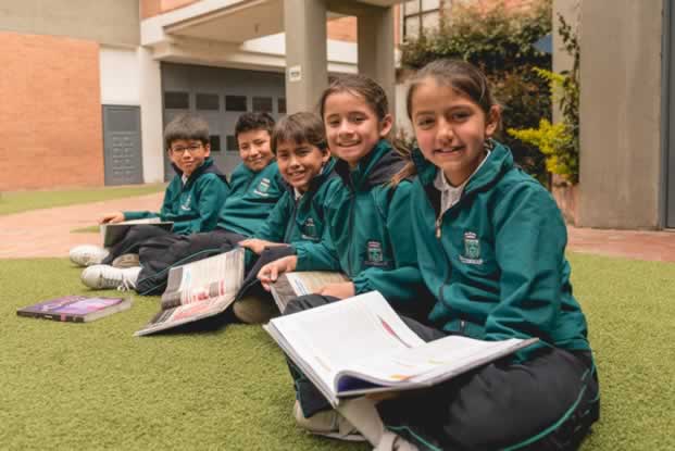 colegios bilingues económicos- colegios en el norte- somos great place to study- colegios en usaquen GIMNASIO LAS PALMAS|Costos y Fotos de GIMNASIO LAS PALMAS |Colegios en |Los mejores Colegios de |Colegios Calendario A|Colegios  Calendario A en |Colegio ACADEMICO